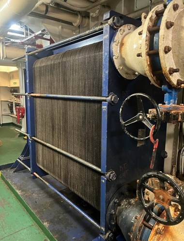 Réparation et optimisation d'échangeurs thermiques monoblocs pour systèmes de climatisation de bateaux militaires à Toulon dans le Var 83